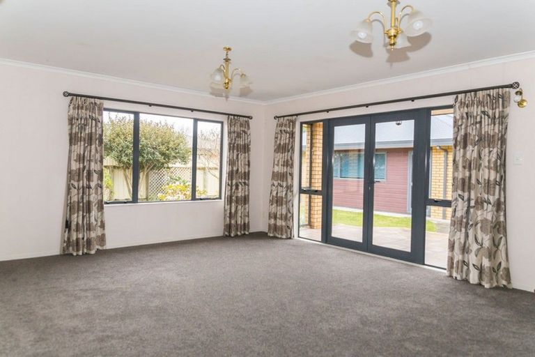 Photo of property in 19 King Street, Dannevirke, 4930