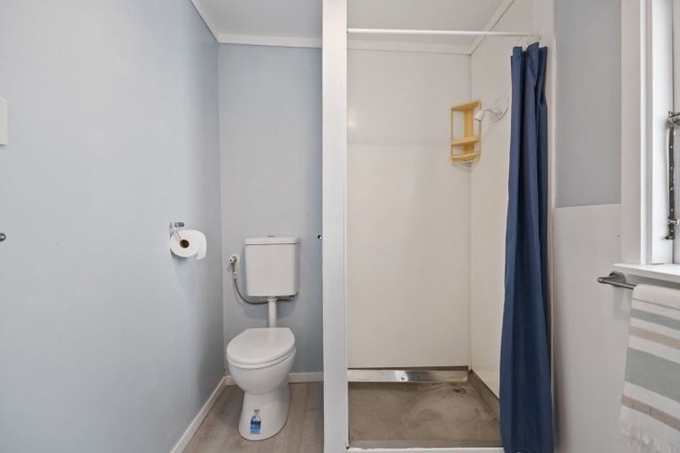 Photo of property in 8 Signal Street, Foxton Beach, Foxton, 4815