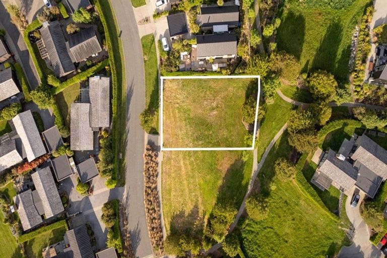 Photo of property in 23 Rannoch Drive, Jacks Point, Queenstown, 9371
