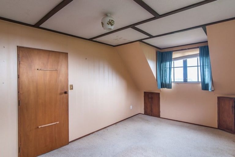 Photo of property in 25 Kotare Street, Waikanae, 5036