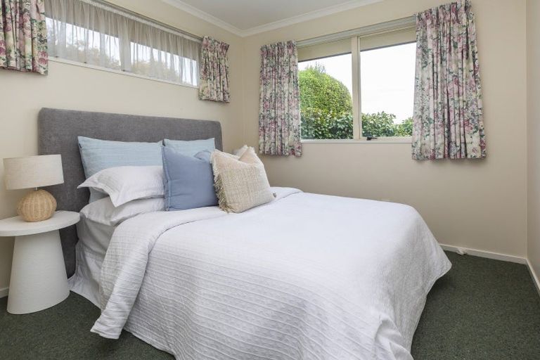 Photo of property in 9 Rustic Lane, Spreydon, Christchurch, 8024