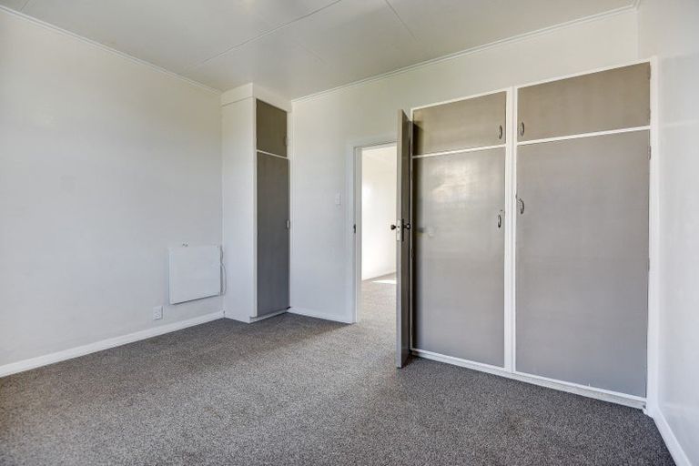 Photo of property in 18 Cornfoot Street, Castlecliff, Whanganui, 4501