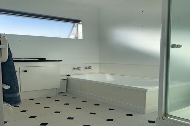 Photo of property in 63a King Street, Taradale, Napier, 4112