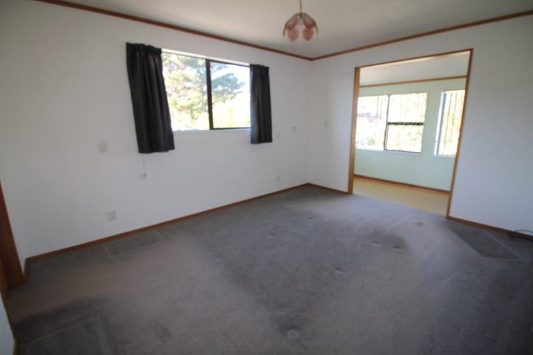 Photo of property in 21 Glen Alton Avenue, Paparangi, Wellington, 6037