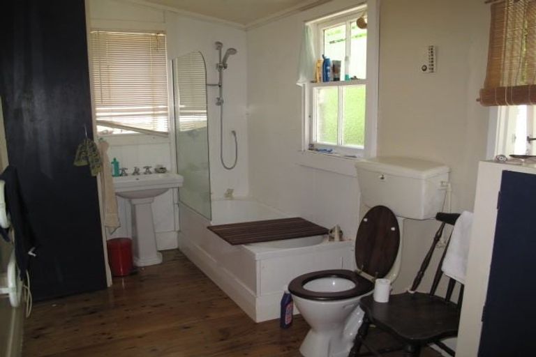 Photo of property in 59 Reuben Avenue, Brooklyn, Wellington, 6021