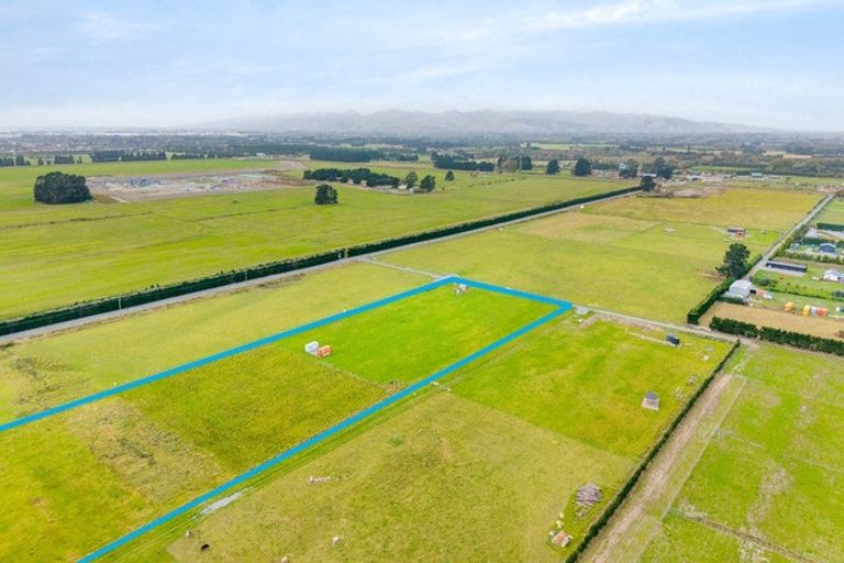 Photo of property in 101c Curraghs Road, Rolleston, 7678