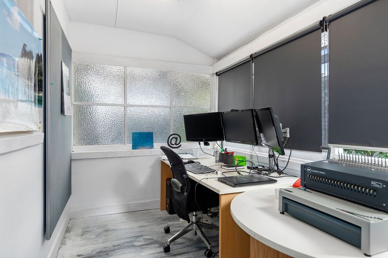 Photo of property in 28 Waikato Esplanade, Ngaruawahia, 3720