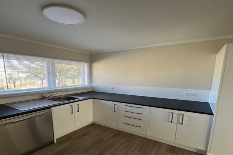 Photo of property in 1063a Fergusson Drive, Clouston Park, Upper Hutt, 5018