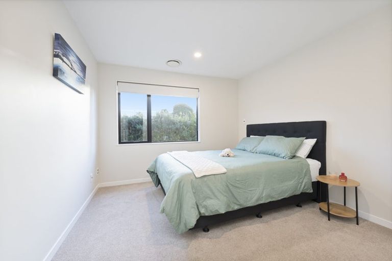 Photo of property in 23b Westgate Drive, Westgate, Auckland, 0614