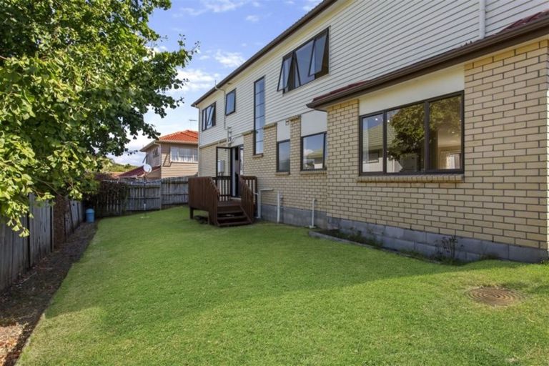Photo of property in 48 Priestley Drive, Bucklands Beach, Auckland, 2014