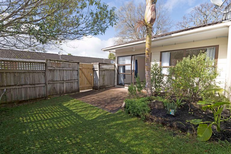 Photo of property in 14/85 Edmonton Road, Henderson, Auckland, 0612