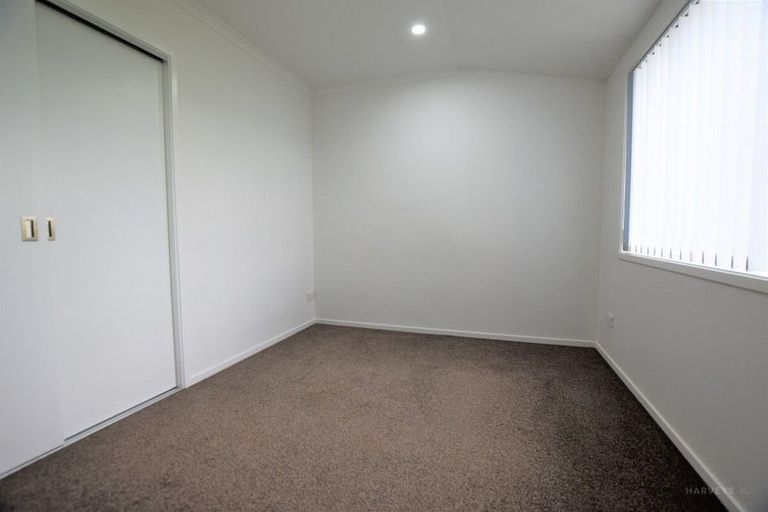 Photo of property in 1/67a Metcalfe Road, Ranui, Auckland, 0612