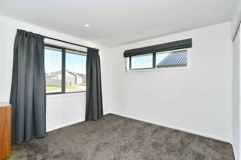 Photo of property in 3 Merino Crescent, Amberley, 7410