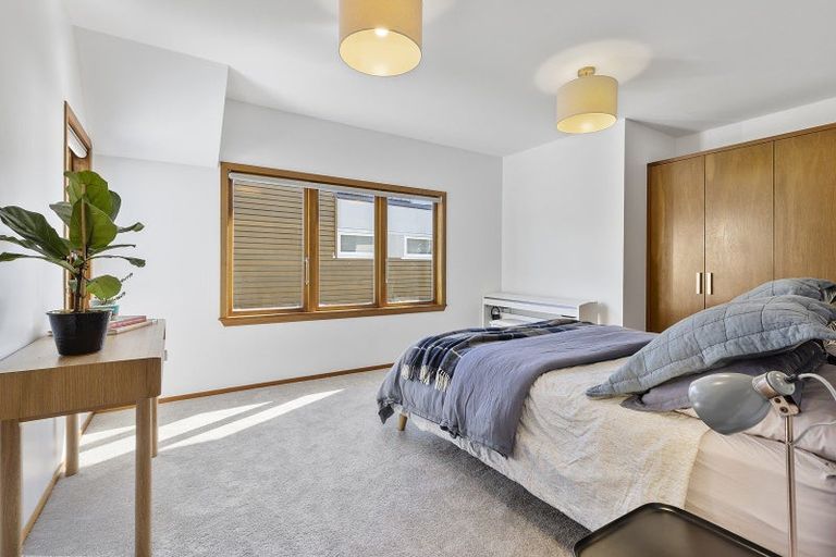 Photo of property in 33 Boardwalk Lane, Seatoun, Wellington, 6022