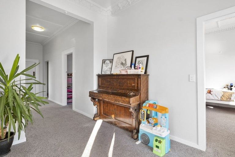 Photo of property in 63a Royal Crescent, Saint Kilda, Dunedin, 9012