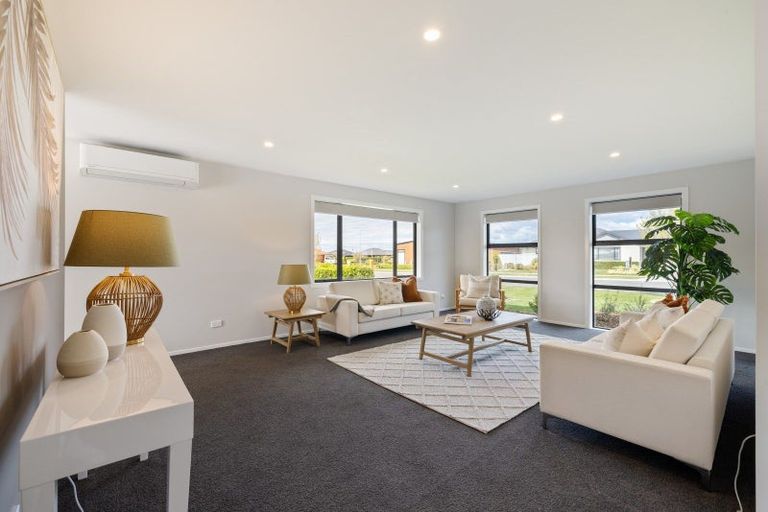 Photo of property in 15 Johnson Avenue, Amberley, 7410