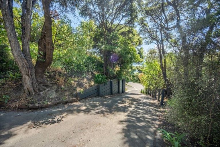 Photo of property in 33 Kingfisher Road, Takamatua, 7581