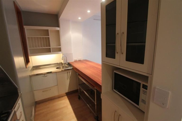 Photo of property in Invincible House, 161u8 Willis Street, Te Aro, Wellington, 6011