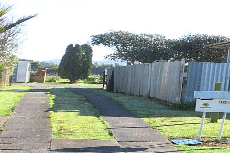 Photo of property in 1/36 Pukeroa Place, Papakura, 2110