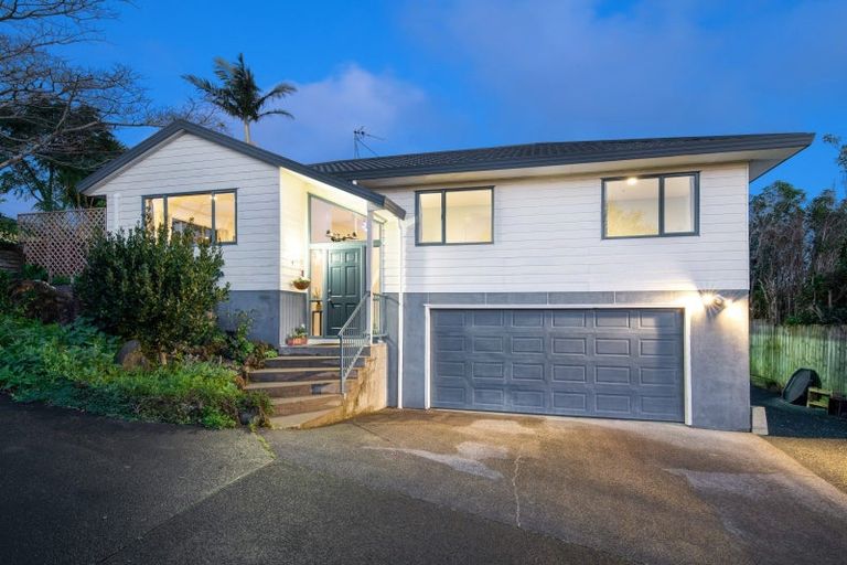 Photo of property in 23 Jelas Road, Red Beach, 0932