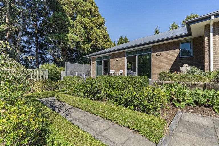 Photo of property in 525e Mangorei Road, Highlands Park, New Plymouth, 4312