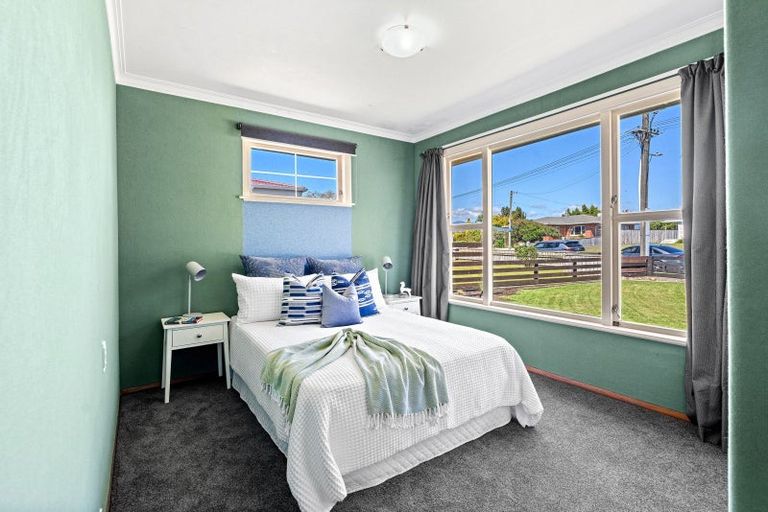Photo of property in 1 Highfield Place, Levin, 5510