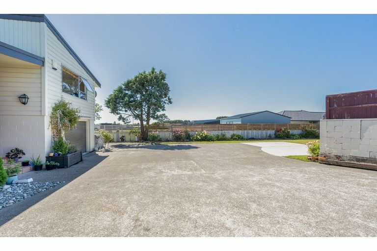 Photo of property in 678 Tweed Street, Newfield, Invercargill, 9812