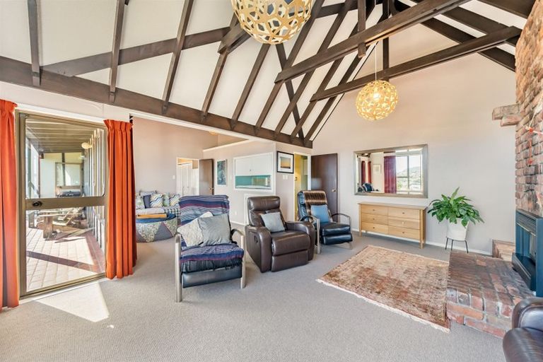 Photo of property in 9 Thornley Street, Titahi Bay, Porirua, 5022