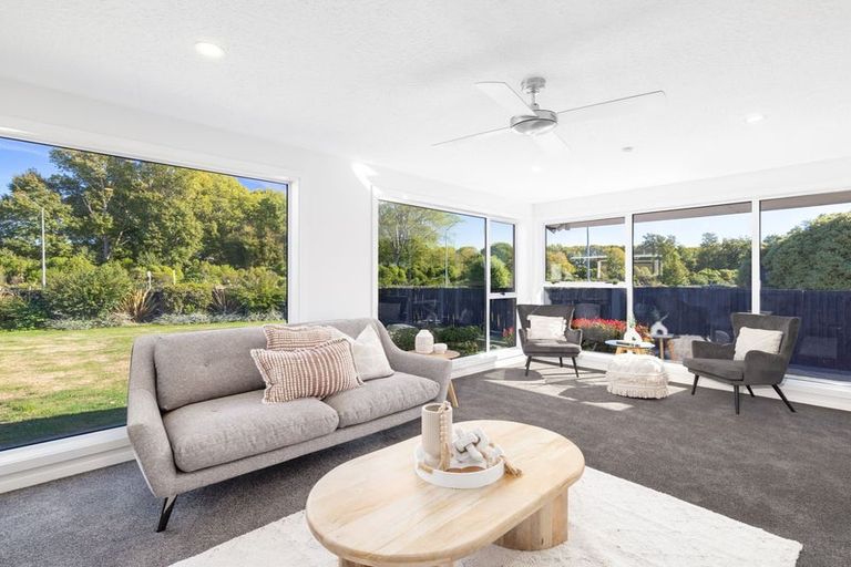 Photo of property in 235 Johns Road, Northwood, Christchurch, 8051