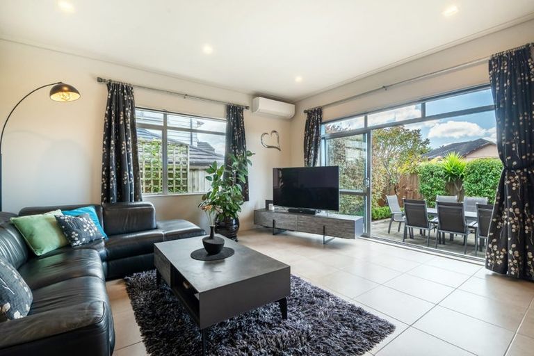 Photo of property in 31 Oakway Drive, Schnapper Rock, Auckland, 0632