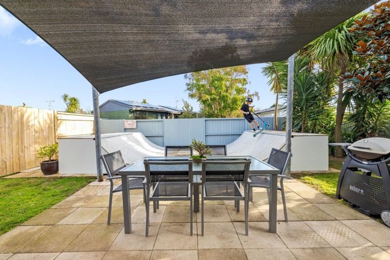Photo of property in 23b Doncaster Drive, Papamoa Beach, Papamoa, 3118