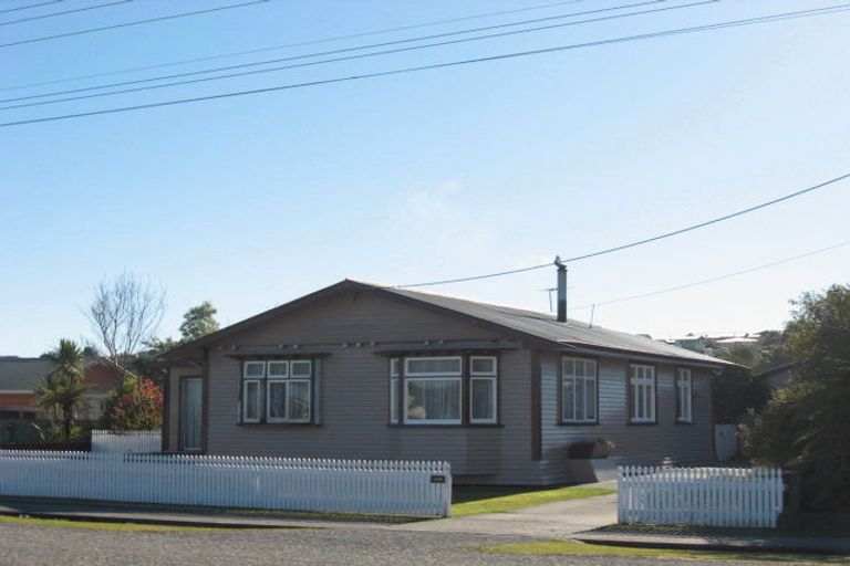 Photo of property in 150 Park Street, Hokitika, 7810