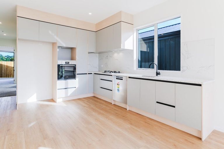 Photo of property in 39 Horokaka Street, Massey, 0614