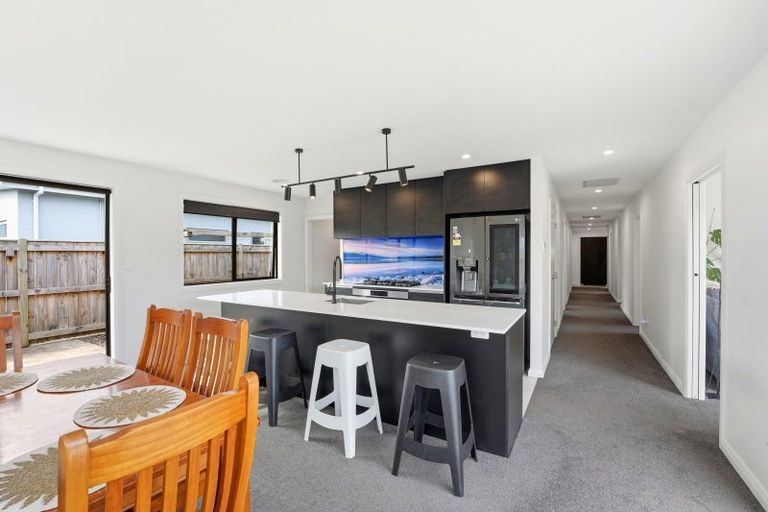 Photo of property in 71 Freedom Drive, Kelvin Grove, Palmerston North, 4414
