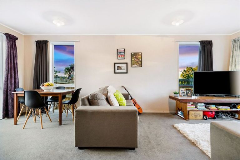 Photo of property in 32b Mili Way, Ranui, Auckland, 0612