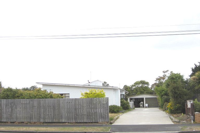 Photo of property in 55 Inwoods Road, Parklands, Christchurch, 8083