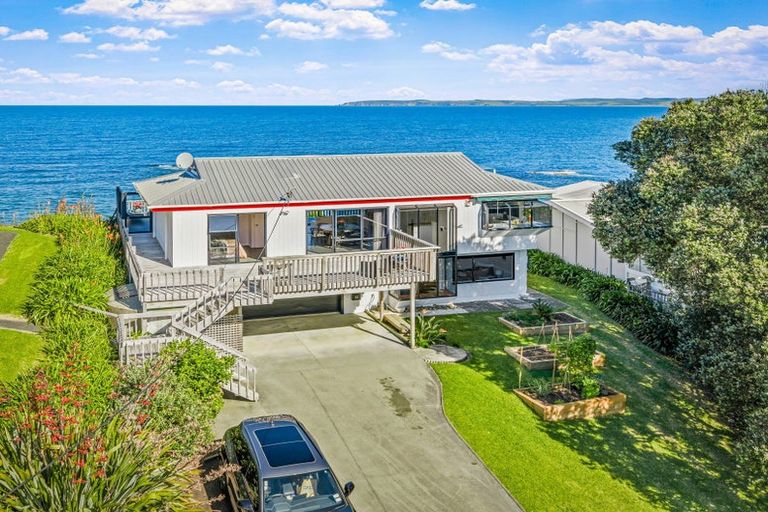 Photo of property in 61 Grand View Road, Leigh, 0985