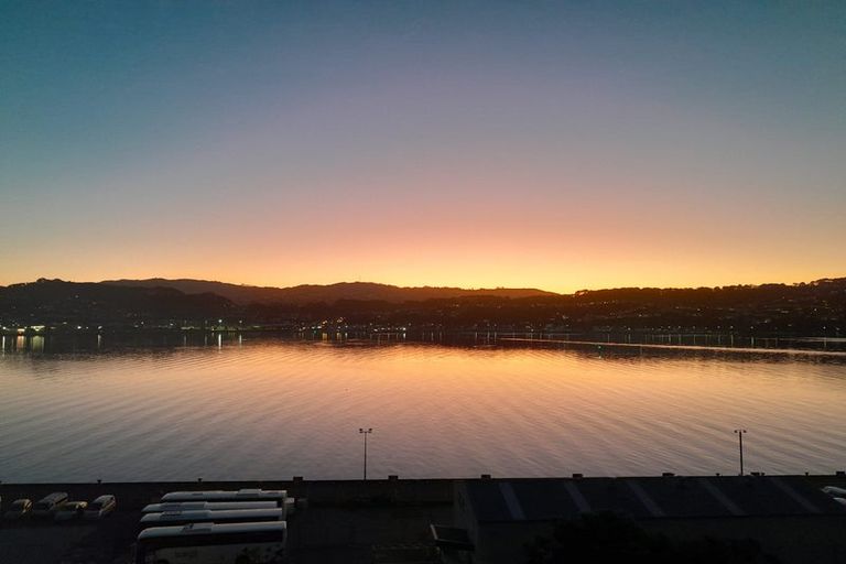 Photo of property in Shelley Bay Terraces, 3/61 Maupuia Road, Maupuia, Wellington, 6022