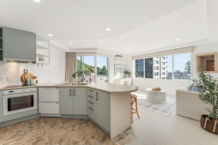 Photo of property in 29/12 Maunganui Road, Mount Maunganui, 3116