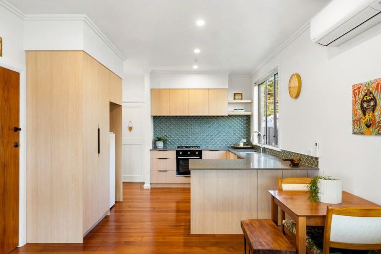 Photo of property in 6 Kenny Avenue, Ahuriri, Napier, 4110