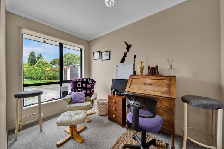 Photo of property in 2a Olson Street, Egmont Village, Inglewood, 4386