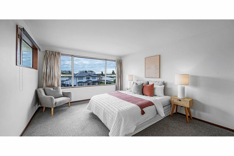 Photo of property in 2/160 Centaurus Road, Saint Martins, Christchurch, 8022