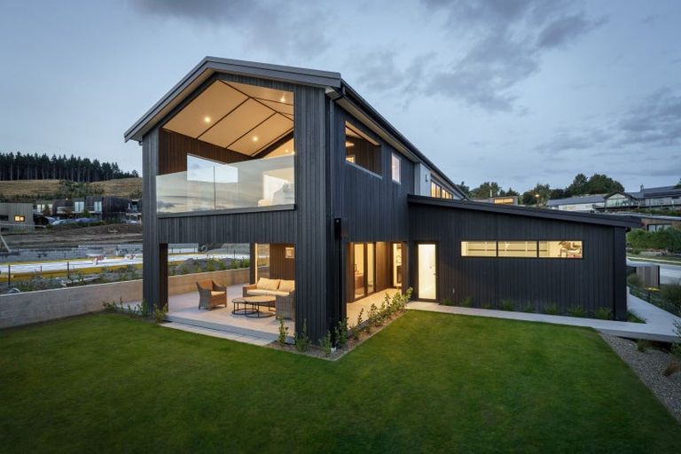 Photo of property in 7 Mills Road, Wanaka, 9305