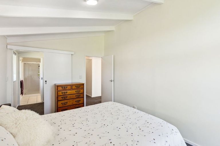 Photo of property in 46 Hollis Road, Paraparaumu Beach, Paraparaumu, 5032