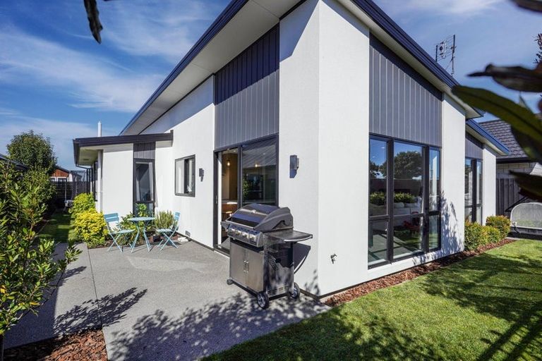 Photo of property in 26 Horoeka Street, Avonhead, Christchurch, 8042