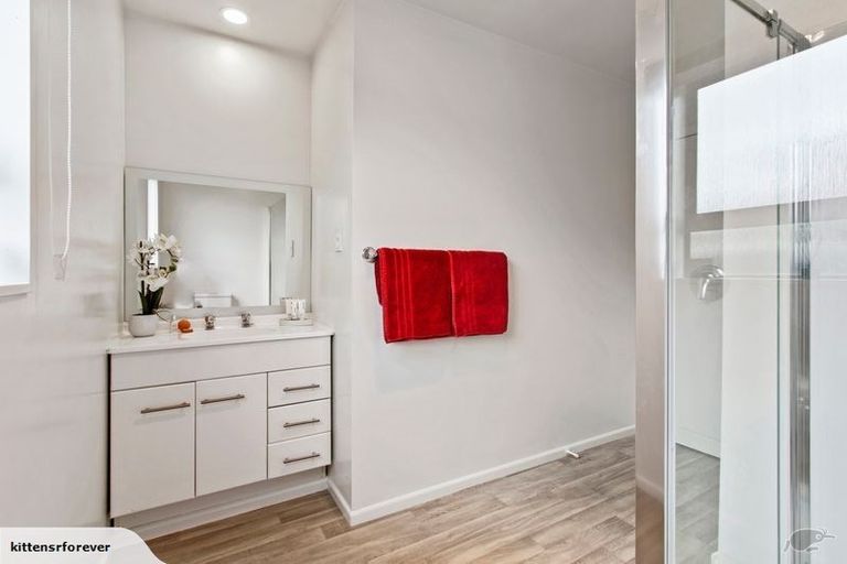 Photo of property in 47 Mackworth Street, Woolston, Christchurch, 8062