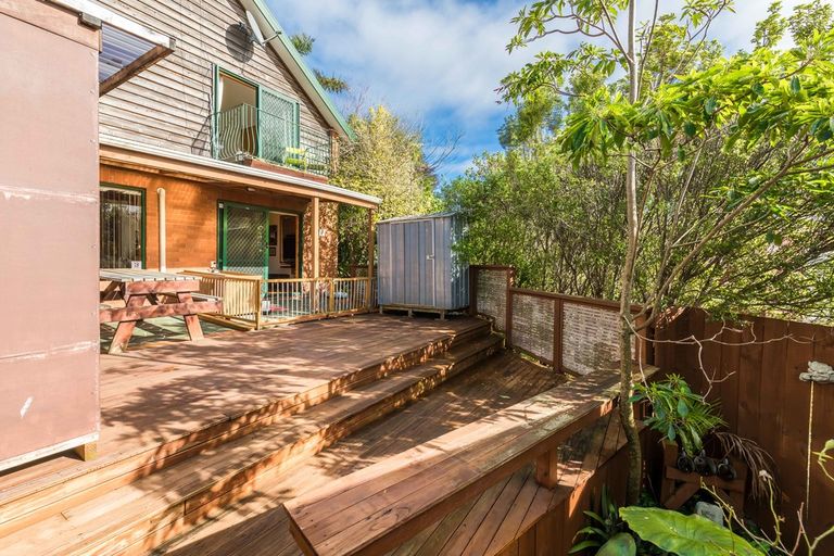 Photo of property in 94c Colwill Road, Massey, Auckland, 0614