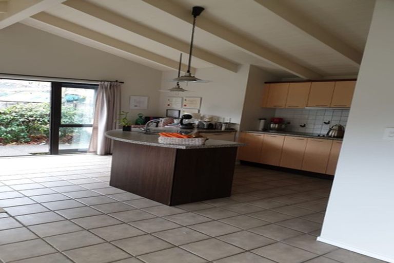 Photo of property in 4 Kristin Lane, Albany, Auckland, 0632