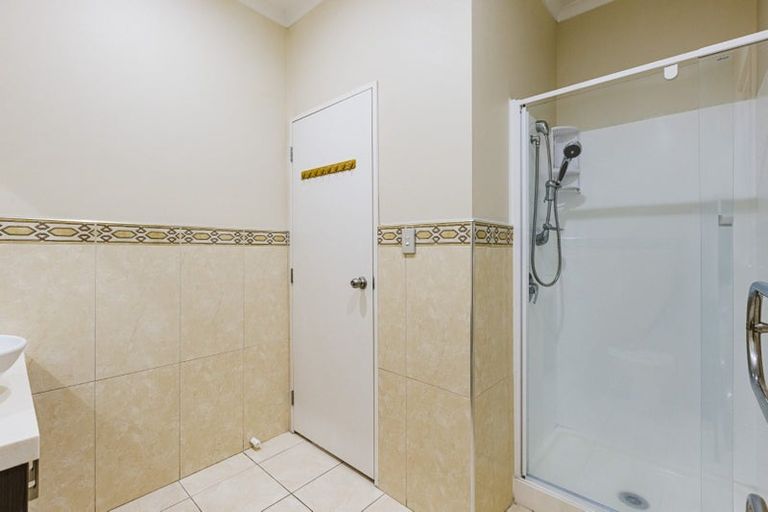 Photo of property in 12 Janway Avenue, Flat Bush, Auckland, 2016