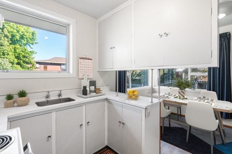 Photo of property in 2/4 West-watson Avenue, Hillmorton, Christchurch, 8025